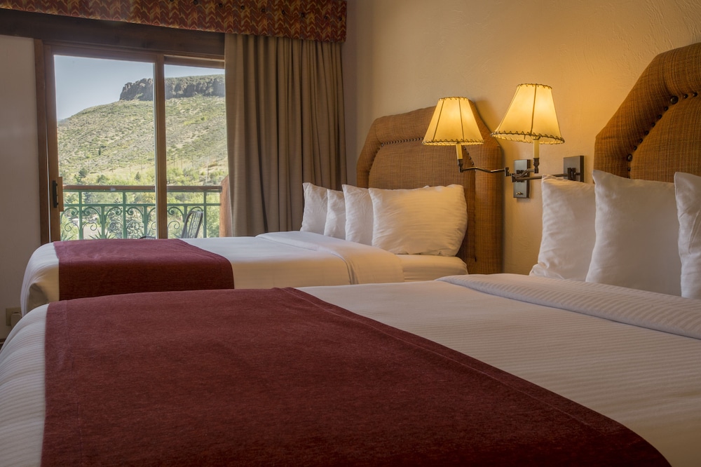 Table Mountain Inn - photo 22