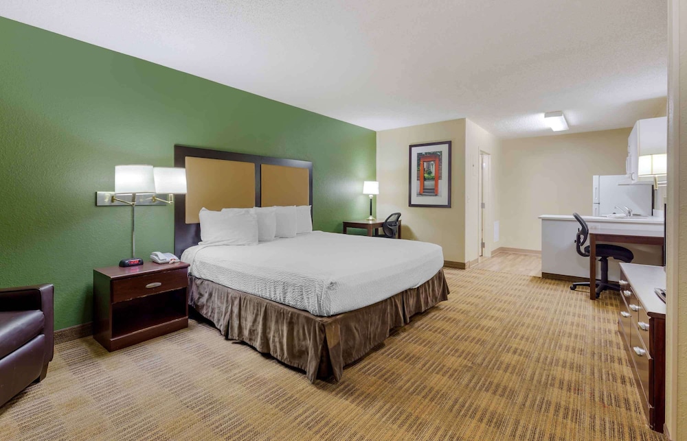 Extended Stay America Select Suites Fayetteville Owen Dr - photo 7