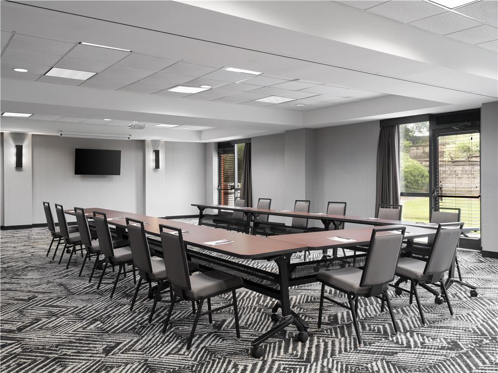 Hyatt Place Atlanta Alpharetta North Point Mall - photo 30