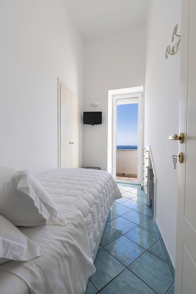Albergo La Prora — Capri — photo 2