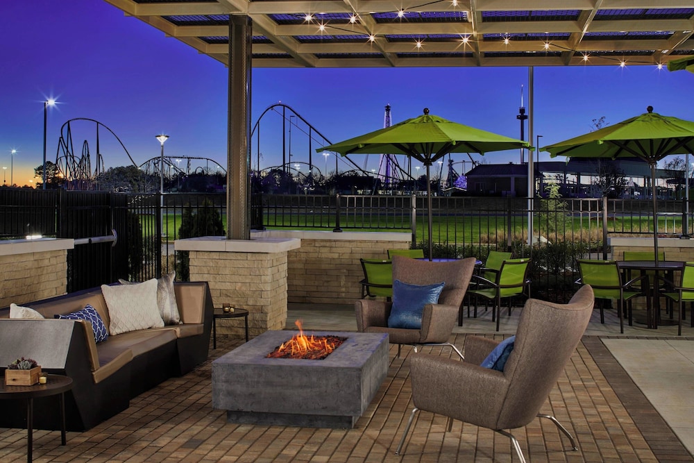 SpringHill Suites by Marriott Charlotte at Carowinds - featured photo