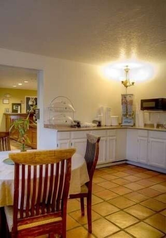 Santa Fe Suites - photo 34