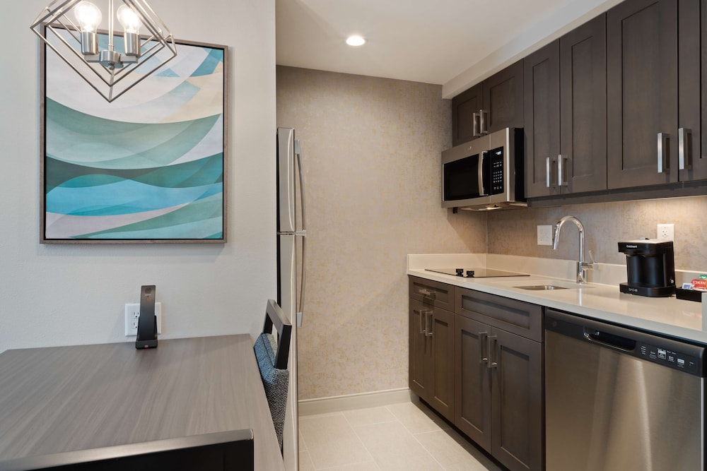 Homewood Suites by Hilton Panama City Beach - photo 14