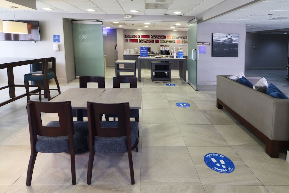 Food court