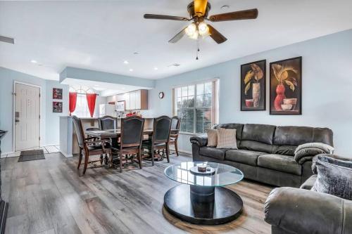 Penthouse overlooking Lake Taneycomo — 4-Star Luxury Hotel in Branson, United States