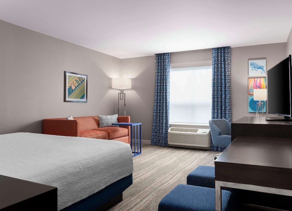 Hampton Inn & Suites Worcester - photo 30