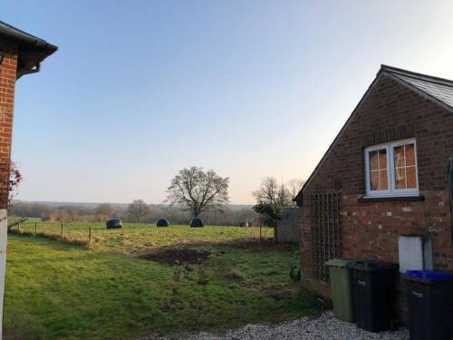 The Cowshed — 4-Star Luxury Hotel in Salisbury, United Kingdom