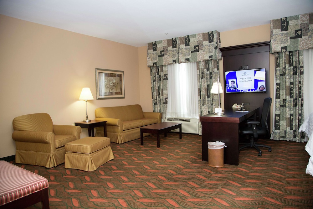 Hampton Inn & Suites Houston Rosenberg - photo 41