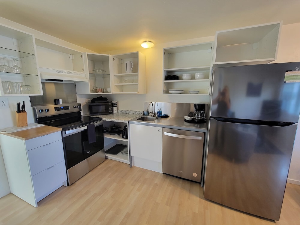 Hood River Suites Apartment Hotel - photo 21