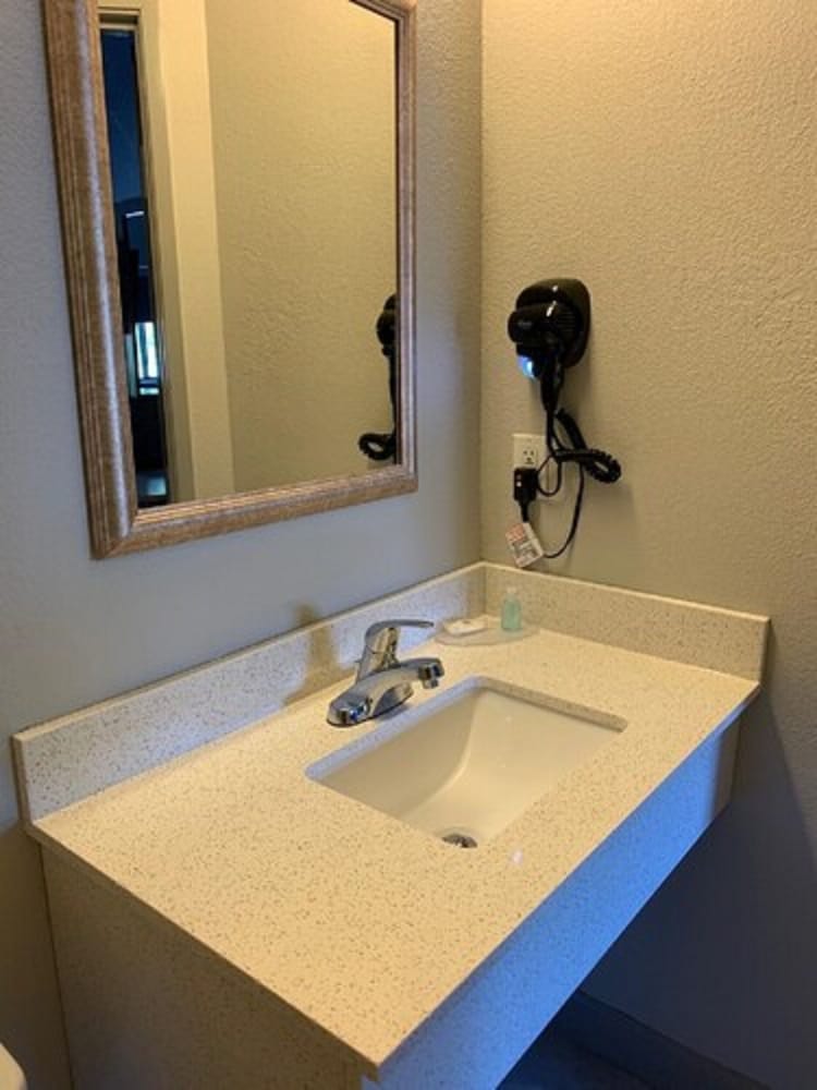 Suburban Studios near Panama City Beach - photo 18