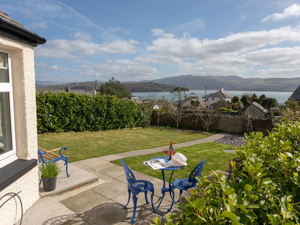 Achipur in Porthmadog, United Kingdom