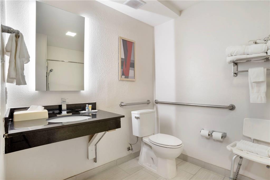 Comfort Inn Livingston - photo 17