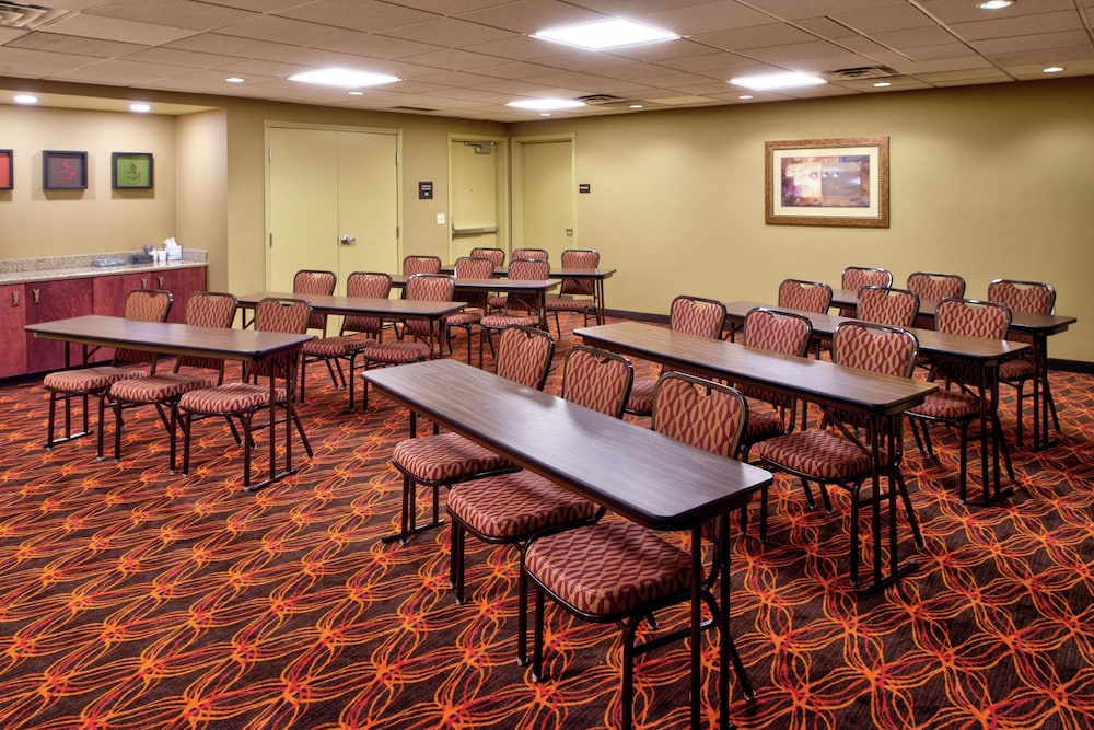 Hampton Inn & Suites Rifle - photo 50