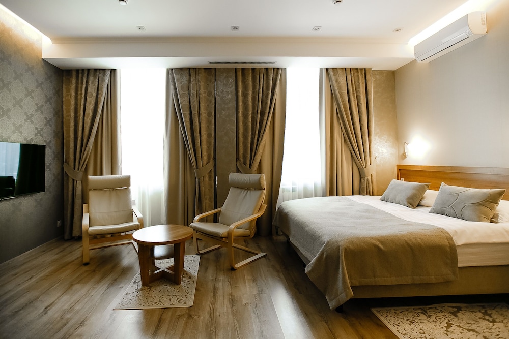 Sosnoviy Bor Hotel — hotel in Achinsk