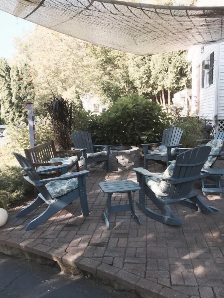 Yardarm Village Inn - photo 20