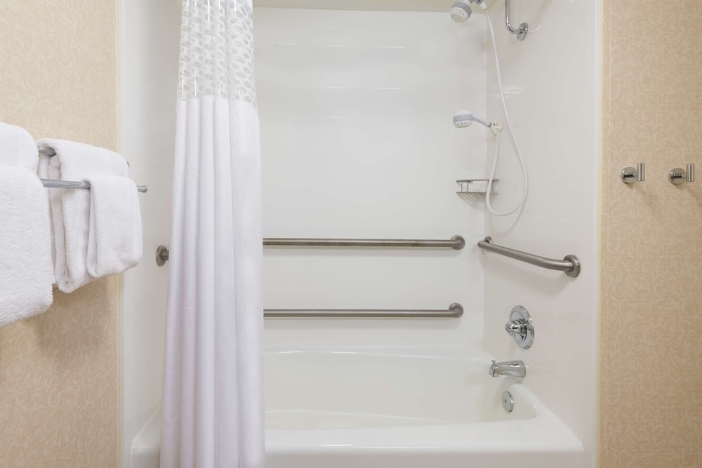Hampton Inn Charlotte University Place - photo 13
