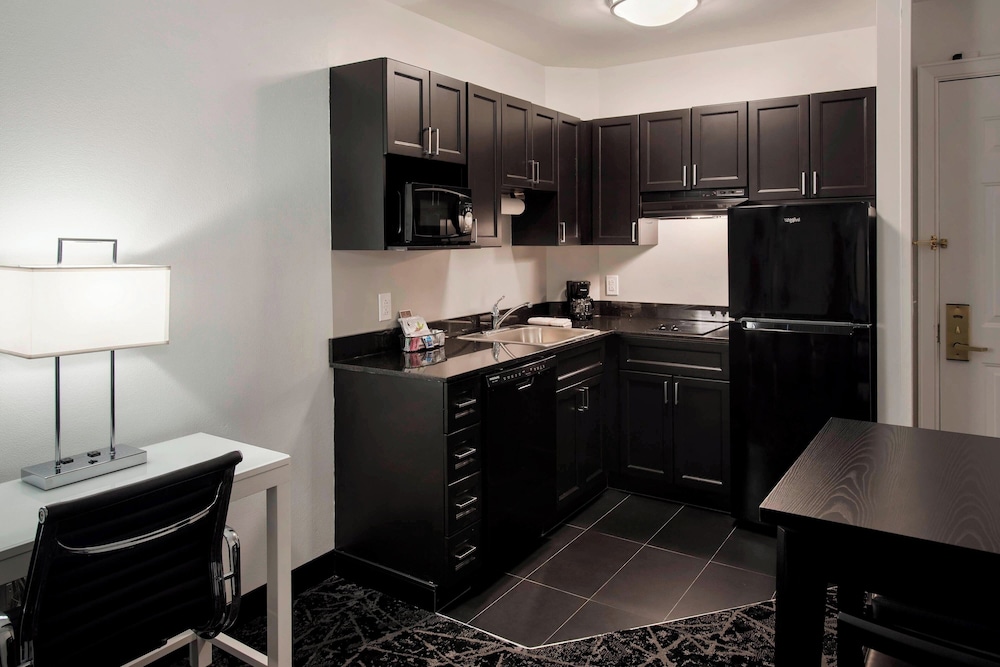 Residence Inn Philadelphia Center City - photo 9