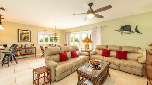 Coastline Comfort by Last Key Realty — 4-Star Luxury Hotel in Key West, United States