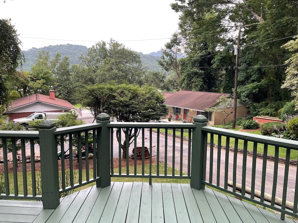 Mountain Aire Cottages & Inn - photo 183