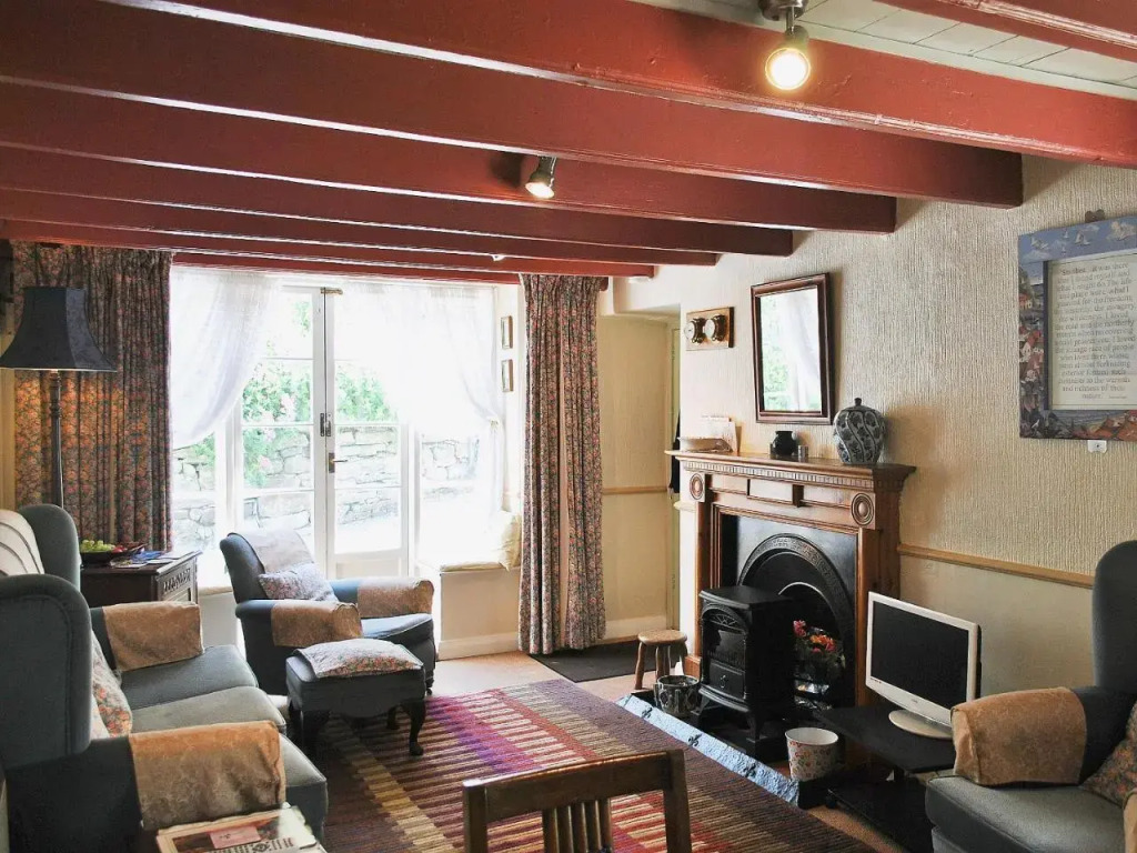 Sunny Cottage