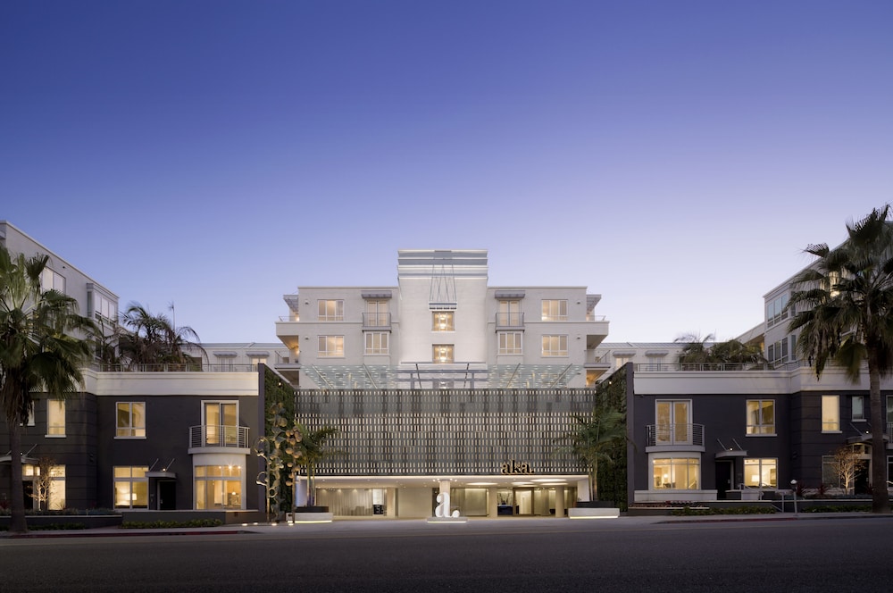 AKA Beverly Hills - photo 43