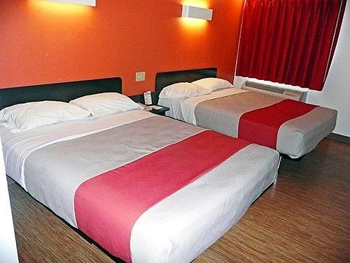 Motel 6 McMinnville - photo 4
