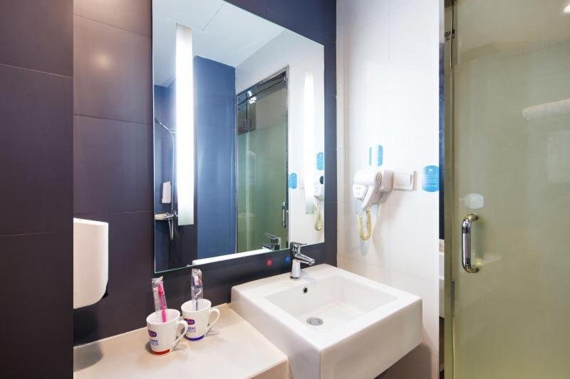 Hanting Hotel - last minute hotel in Tianshui