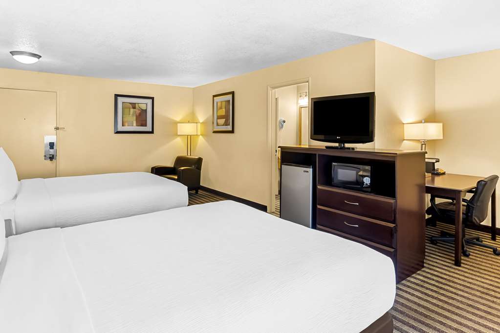 Quality Inn & Suites Vancouver Hazel Dell - photo 9