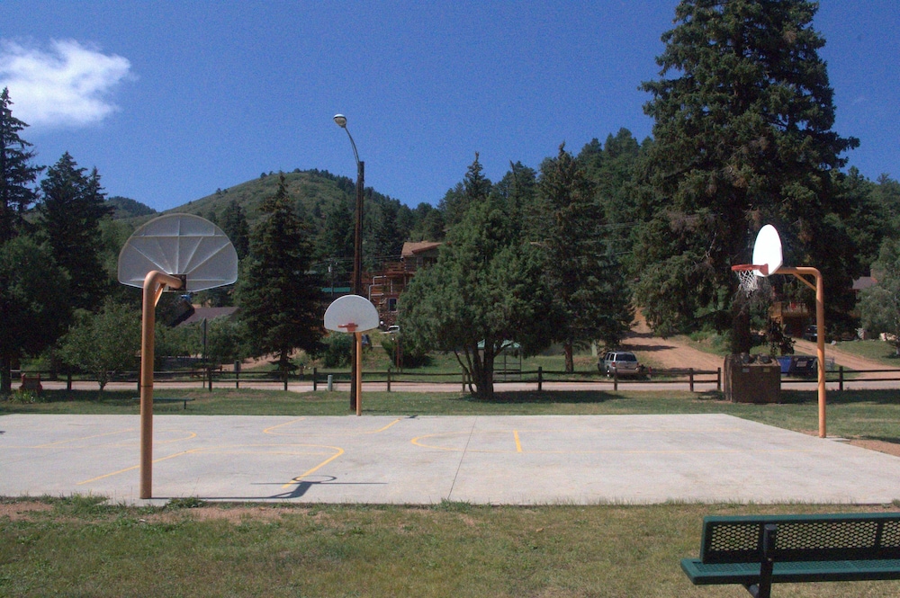 The Green Mountain Falls Lodge - photo 48