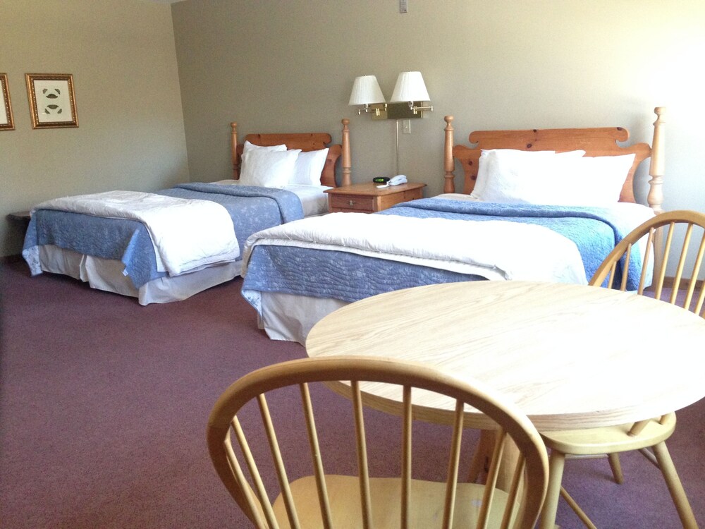 The Inn at Willow Pond - photo 5