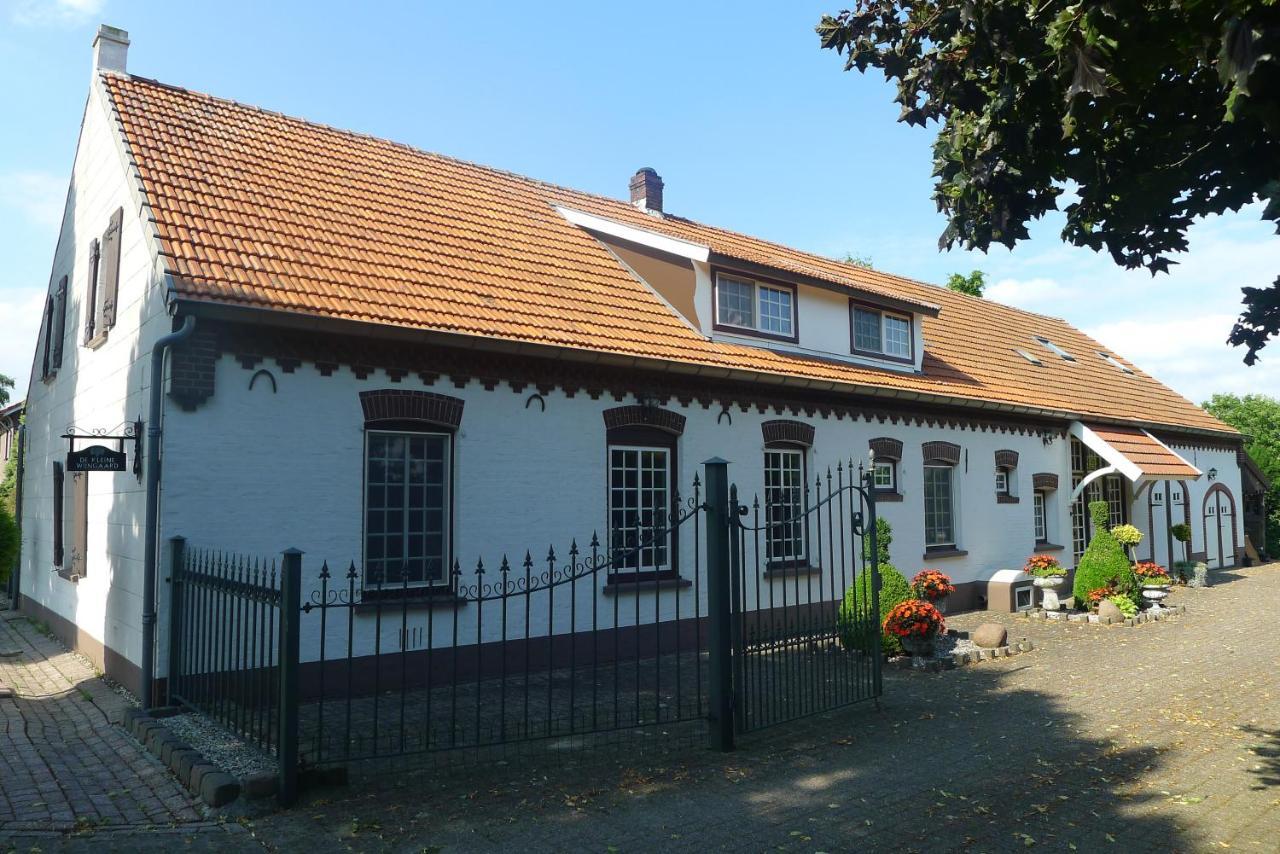 B&B de Kleine Wijngaard — 4-Star Luxury Hotel in Venray, Netherlands