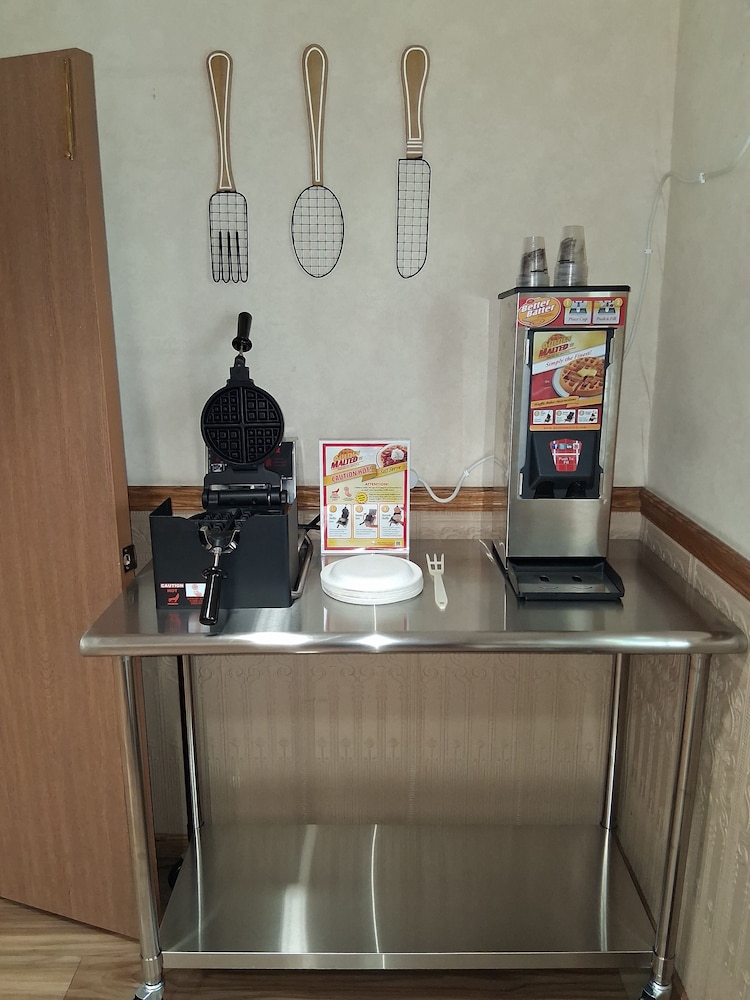 Fairbridge Inn & Suites Miles City - photo 2
