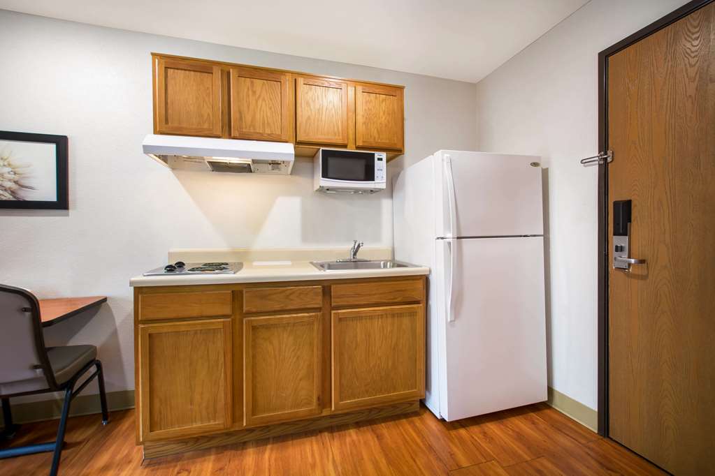 WoodSpring Suites Louisville Southeast - photo 21
