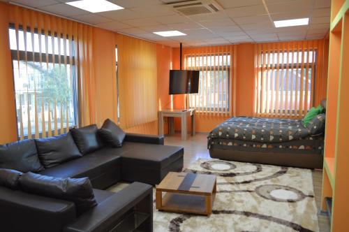Dakar Experience — 4-Star Luxury Hotel in Satu Mare, Romania