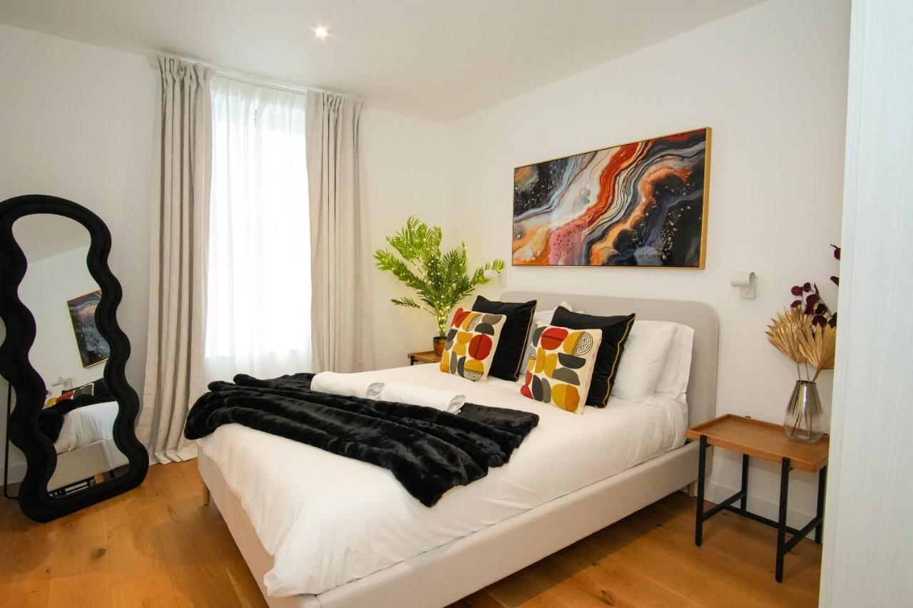 SUNRISE 1 Bedroom Apartment in Central Eastbourne — 4-Star Luxury Hotel in Eastbourne, United Kingdom