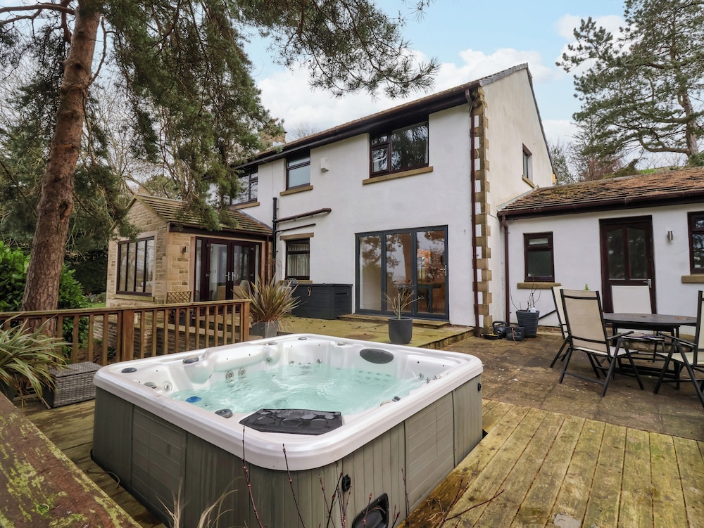 The Pines - last minute hotel in Skipton