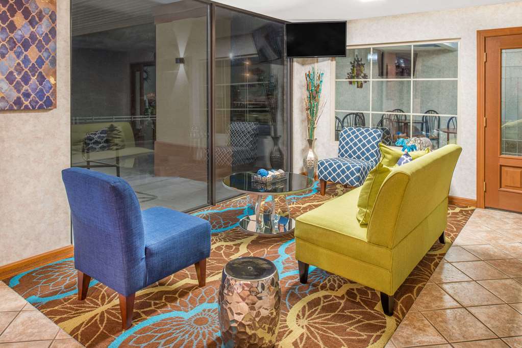 Days Inn by Wyndham Calvert City Paducah East - photo 3