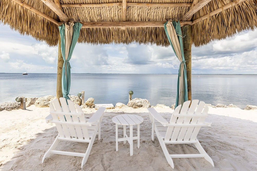Amoray Dive Resort - photo 152