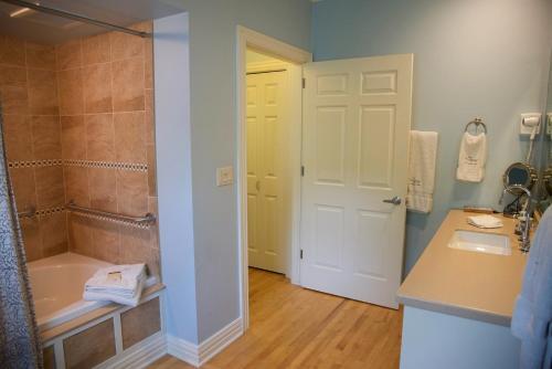 The Lodgings At Pioneer Lane - photo 6