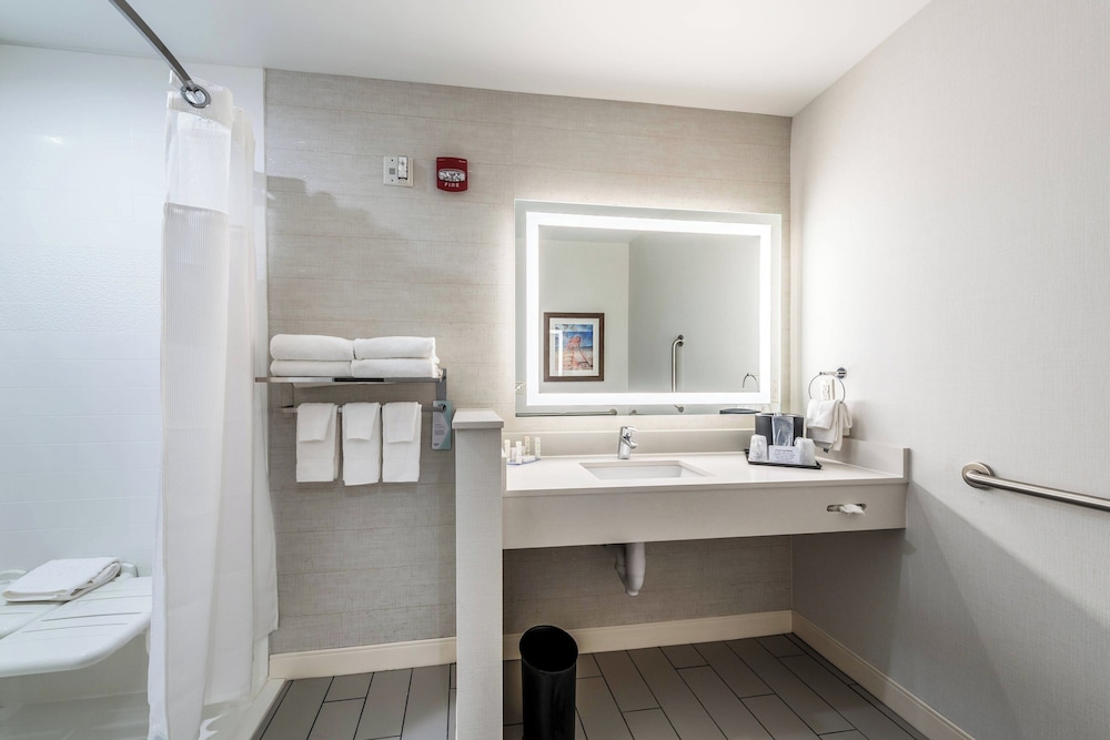 Fairfield Inn & Suites by Marriott St. Joseph Stevensville - photo 20