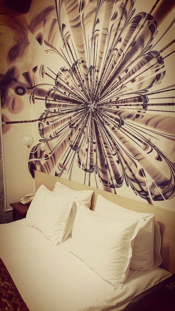 Continental Hotel — hotel in Rostov-Na-Donu