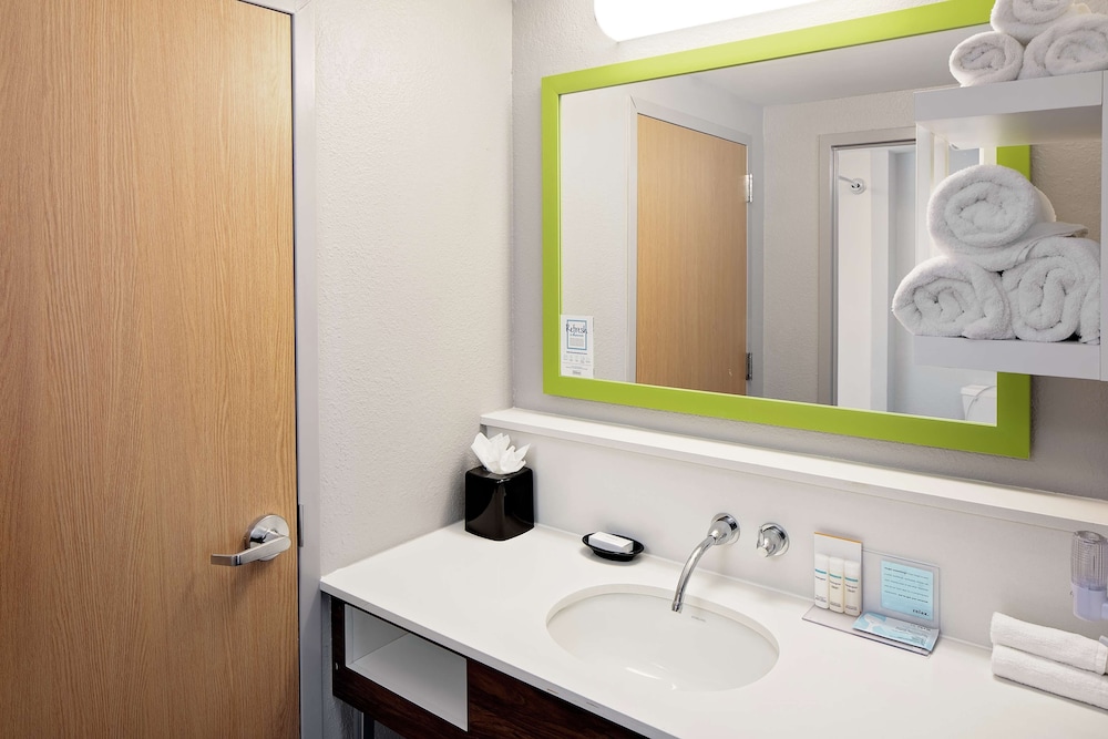 Hampton Inn & Suites Houston Medical Center NRG Park - photo 27
