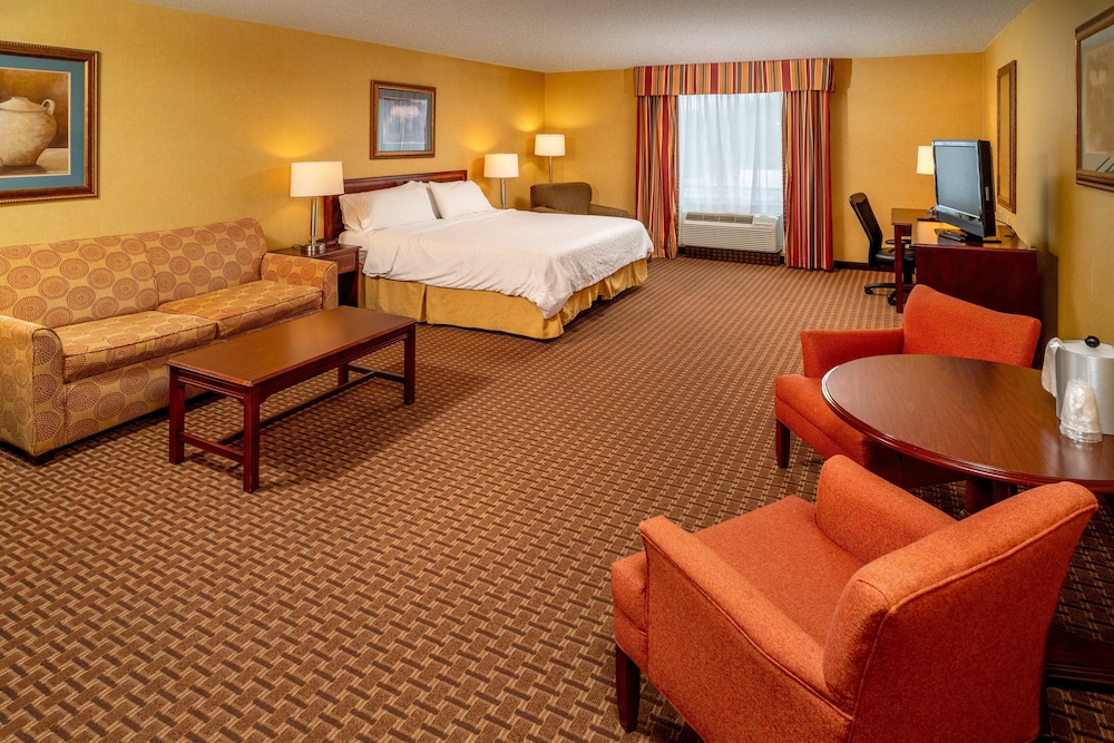 Holiday Inn Express Hotel & Suites Hazard by IHG - photo 12