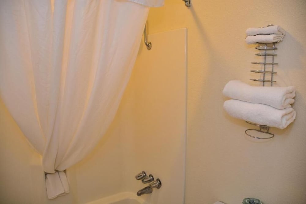 Hotel Isabella - photo 13
