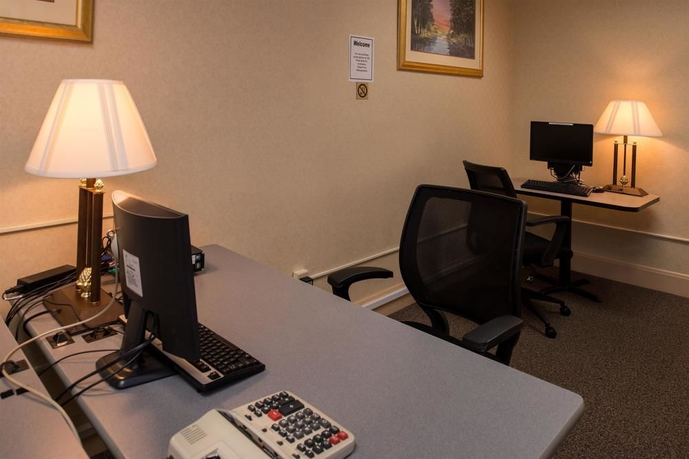 Ramada Plaza Rochester Airport - photo 120
