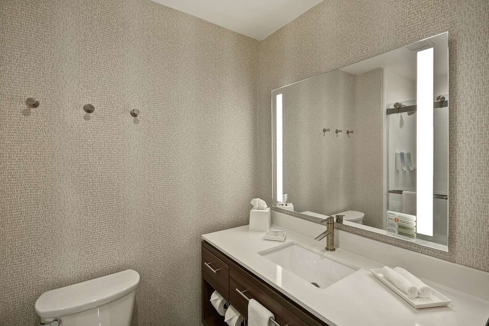 Home2 Suites Troy - photo 22