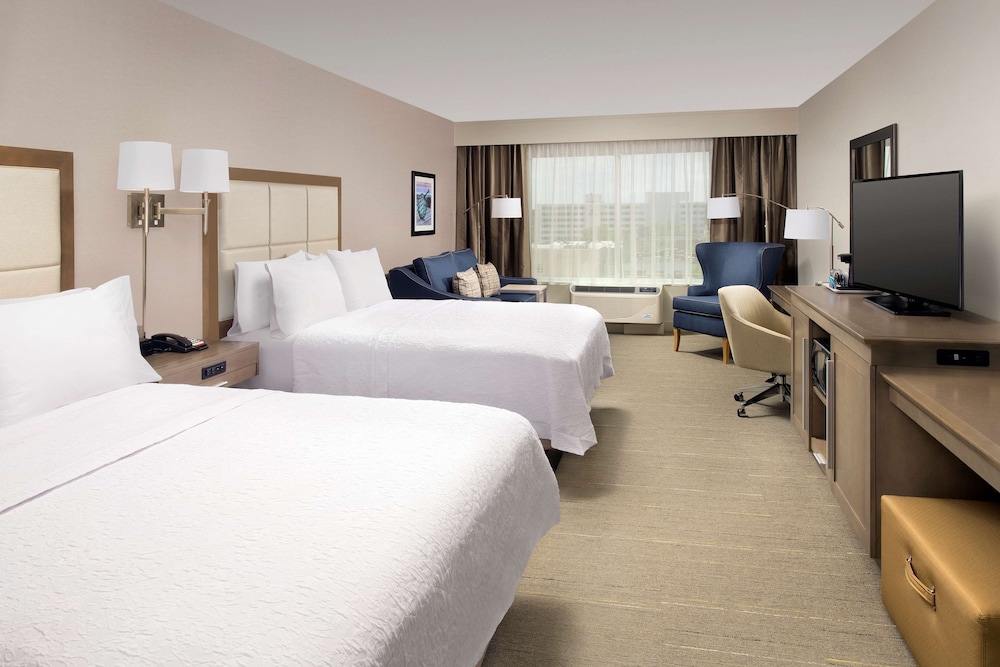 Hampton Inn by Hilton Wilmington Downtown - photo 8