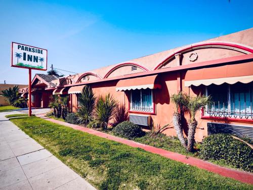 Parkside Inn - carbon neutral hotel in Long Beach