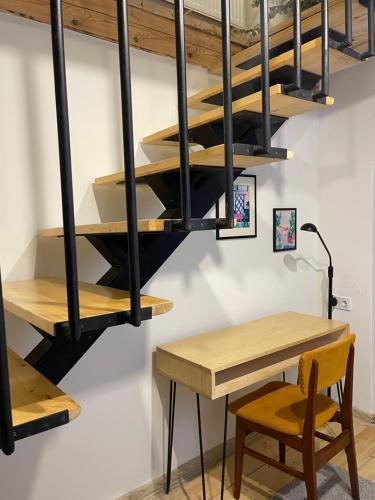 Sebastian`s stylish apartment in old town