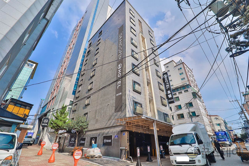 3S Hotel yeonsinnae branch